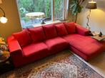 Hoekbank, rood, 64 x 288 x 175, in goede staat, Huis en Inrichting, 250 tot 300 cm, Gebruikt, Hoekbank, Modern tijdloos design