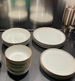 Ikea Gladelig 4 persoons serviesset, Huis en Inrichting, Keuken | Servies, Ophalen, Gebruikt, Overige stijlen, Aardewerk