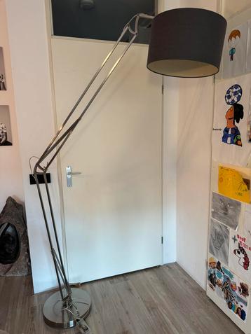 Vloerlamp staande lamp met lampenkap grijs staal beschikbaar voor biedingen