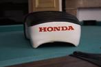 Honda c50 zadel, Fietsen en Brommers, Ophalen of Verzenden, Zo goed als nieuw, Zadel, Honda