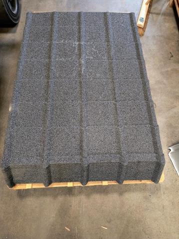 58 Nieuwe AquaPan Antraciet metalen dakpanplaat +/-113x83 cm beschikbaar voor biedingen