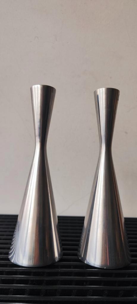Ikea Ria Falk Snygg 2x vintage aluminium kandelaar, 19 cm, Huis en Inrichting, Woonaccessoires | Kandelaars en Kaarsen, Zo goed als nieuw