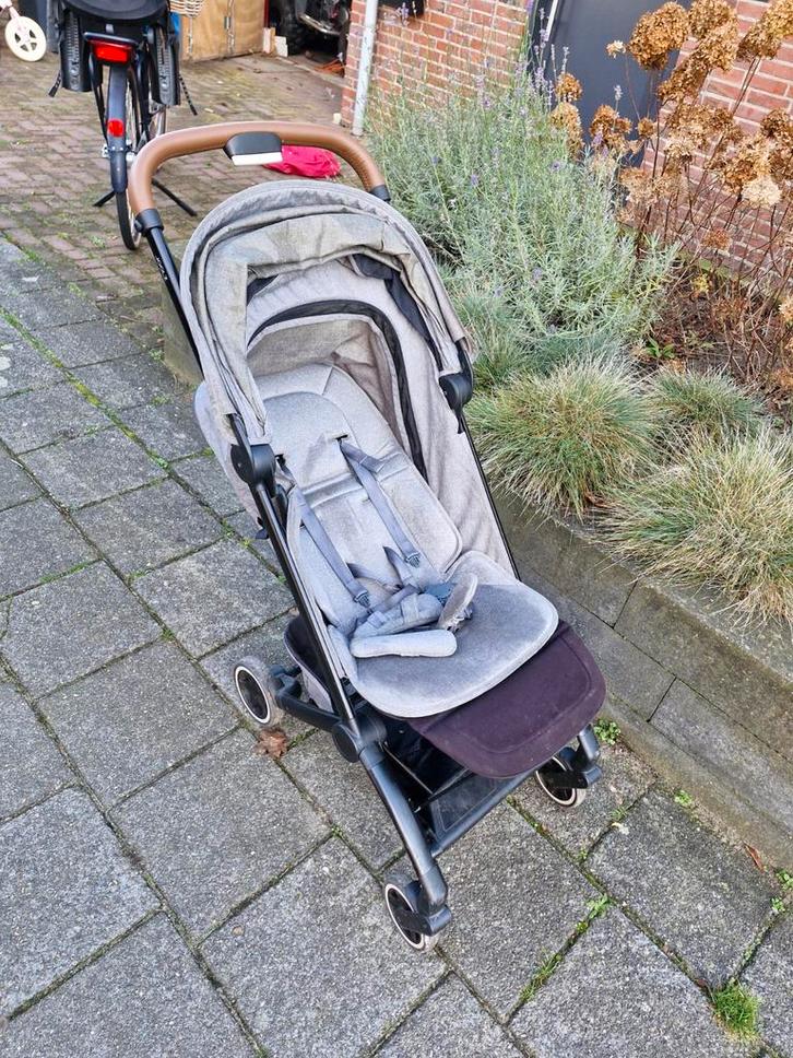 Joolz Aer - Grijze kinderwagen met zak, Kinderen en Baby's, Kinderwagens en Combinaties, Zo goed als nieuw, Kinderwagen, Overige merken