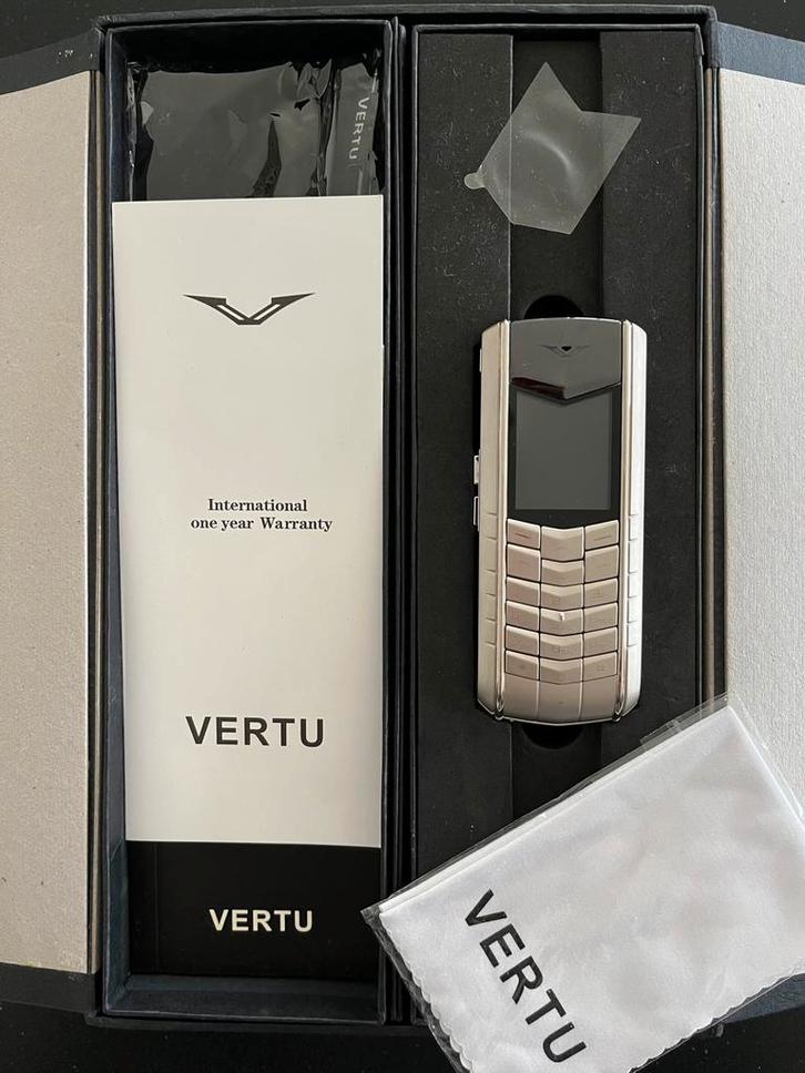 NOKIA / VERTU Indianapolis (nieuw + compleet), Telecommunicatie, Mobiele telefoons | Nokia, Zo goed als nieuw, Zonder simlock