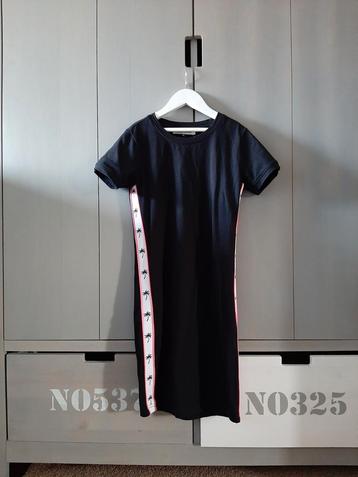 Leuk zwart jurkje jurk cars jeans maat 152 als nieuw!

 beschikbaar voor biedingen