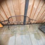 ford kunga  hondenrek, Ophalen, Zo goed als nieuw