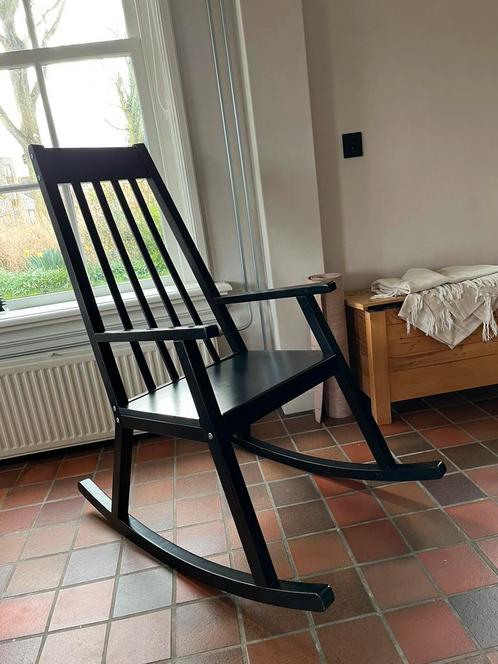 Schommelstoel zwart, Kinderen en Baby's, Kinderkamer | Tafels en Stoelen, Gebruikt, Stoel(en), Ophalen