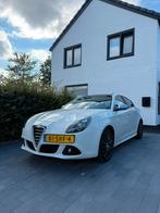 Alfa Romeo Giulietta 1.4 Turbo 2011 | Distinctive | Panorama, Voorwielaandrijving, Euro 5, Zwart, 4 cilinders