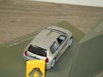 Renault Clio Sport V6 Presentation - Universal Hobbies 1:43, Hobby en Vrije tijd, Modelauto's | 1:43, Auto, Verzenden, Frankrijk