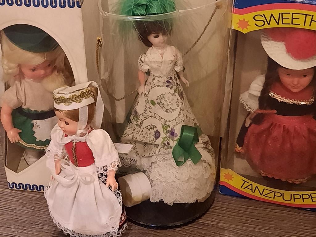 Dans poppen, Ophalen of Verzenden