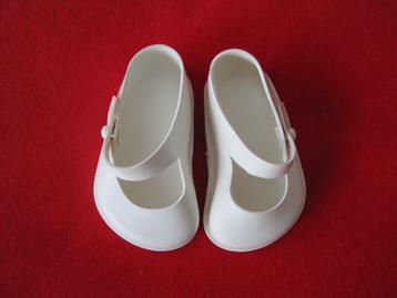 Cinderella poppenschoentjes in maat 4, mooie staat. beschikbaar voor biedingen