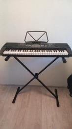 Keyboard+ krukje +standaard, Muziek en Instrumenten, Keyboards, Zo goed als nieuw, Ophalen