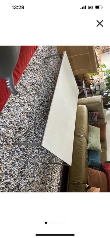Metaform salontafel natuursteen blad beschikbaar voor biedingen