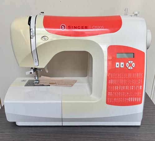 Singer 5205 computer gestuurde naaimachine, Hobby en Vrije tijd, Naaimachines en Toebehoren, Gebruikt, Singer, Ophalen of Verzenden