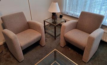 2 zeer comfortabele, stoffen Lookline fauteuils beschikbaar voor biedingen