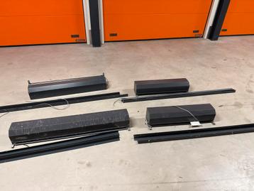 4x Rolluiken met Geleiders beschikbaar voor biedingen
