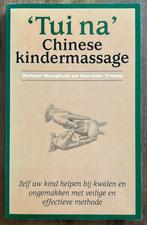 Rangkuti - Met eigen handen - Chinese kindermassage, Boeken, Rangkuti, Ophalen of Verzenden, Zo goed als nieuw