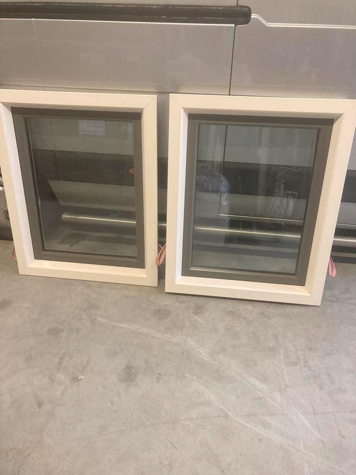 Nieuwe kunststof kozijnen 85*105, Tuin en Terras, Schuttingen, Zo goed als nieuw, Kunststof, Minder dan 1 meter, Minder dan 3 meter