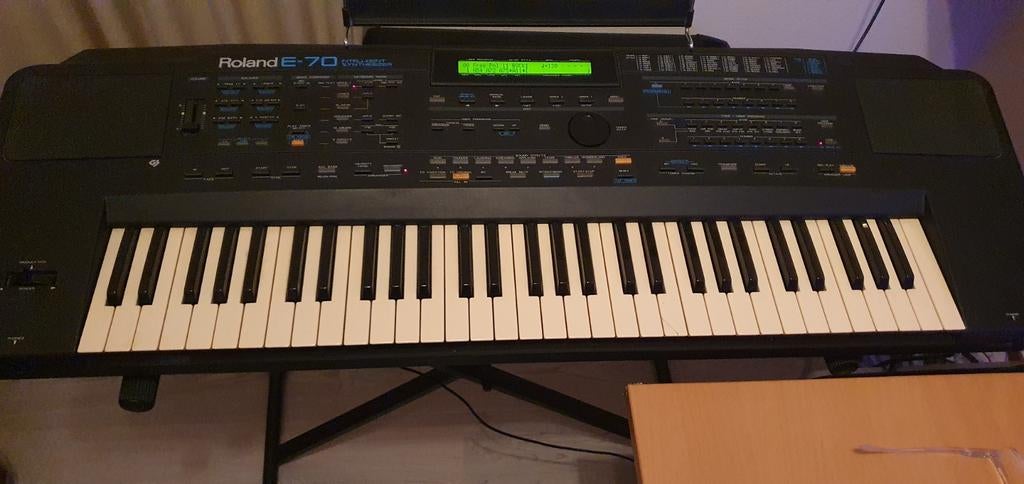 Roland E-70 Keyboard/Synthesizer, Ophalen, Gebruikt, Roland, Overige aantallen