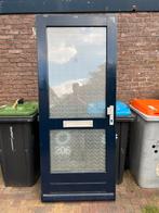 Houten voordeur met brievenbus en deurbeslag, Doe-het-zelf en Verbouw, Deuren en Horren, Ophalen, Gebruikt, 80 tot 100 cm, Buitendeur