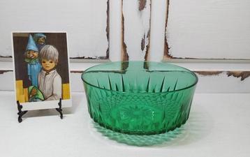 Arcopal vintage groen glazen slakom beschikbaar voor biedingen