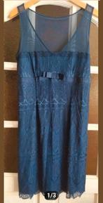 Mooi donkerblauwe kanten jurk xl(40/42) gevoerd
rits aan de, Kleding | Dames, Jumpsuits, Ophalen of Verzenden, Zo goed als nieuw
