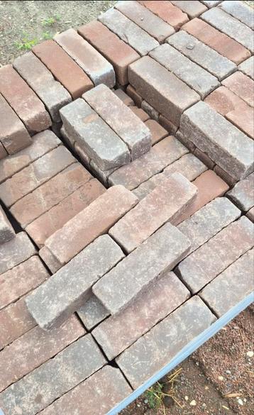 ✅️🧱HELE MOOIE DIKFORMATEN  beschikbaar voor biedingen