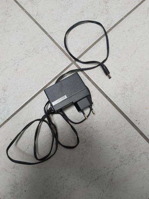 Adapter, Computers en Software, Overige Computers en Software, Gebruikt, Ophalen of Verzenden