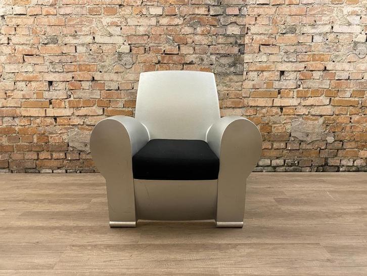 Baleri Italia Richard III bij TheReSales, Huis en Inrichting, Fauteuils, Zo goed als nieuw, Kunststof, Leer, 75 tot 100 cm, 75 tot 100 cm