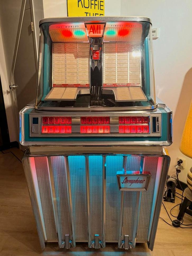 Jukebox Ami 200J, Verzamelen, Automaten | Jukeboxen, Gebruikt, Ami, 1950 tot 1960, Ophalen of Verzenden