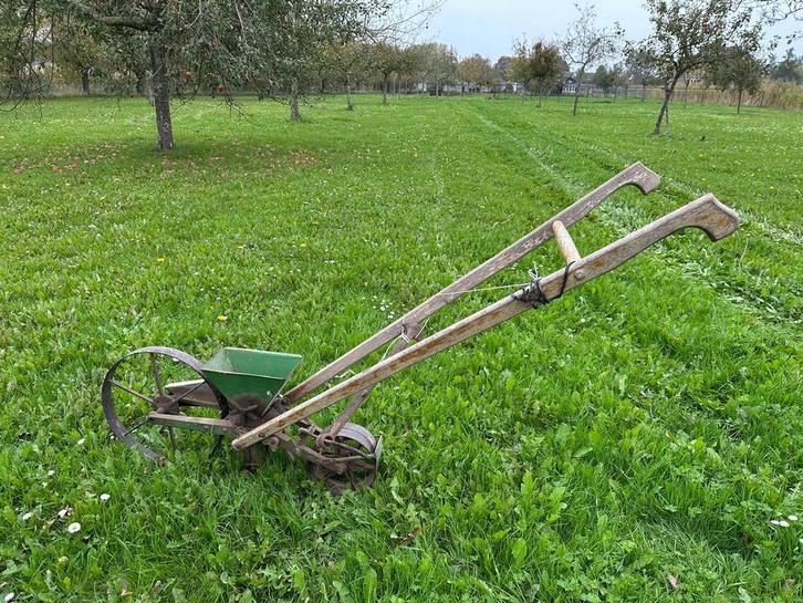 Thilot zaaimachine, Tuin en Terras, Hand-tuingereedschap, Ophalen