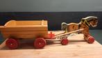 Oud houten speelgoed paard en wagen., Ophalen of Verzenden, Gebruikt