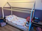 Huisjesbed 90x200, nog erg netjes!, Kinderen en Baby's, Kinderkamer | Stapelbedden en Hoogslapers, Ophalen, Gebruikt
