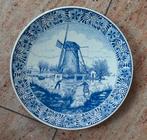 Delfts blauw wandbord met molen Chemkefa, Ophalen of Verzenden
