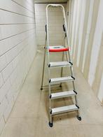 Altrex trap Double Decker D805 (5 treden) €80, Doe-het-zelf en Verbouw, Ladders en Trappen, Ophalen, Gebruikt, Trap, Minder dan 2 meter