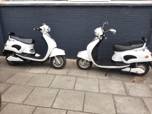 Qwic evade scooter elektrisch 2 X opknappers blauw kenteken, Fietsen en Brommers, Scooters | Overige merken, Gebruikt, Elektrisch