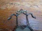 Hangende brocante fotolijstjes van metaal, Ophalen of Verzenden