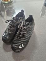 Voetbalschoenen maart 27, Sport en Fitness, Voetbal, Maat XS of kleiner, Ophalen of Verzenden, Zo goed als nieuw, Schoenen