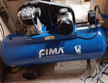 Mooie 3 pk compressor beschikbaar voor biedingen