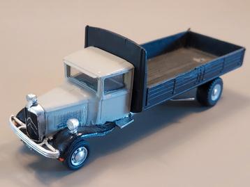 Citroën C4  oude vrachtauto verbouwing 1:43  o.a. Solido  beschikbaar voor biedingen