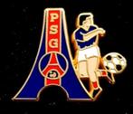 Paris S.G. voetbal pin- speler met bal, Verzenden, Nieuw, Sport, Speldje of Pin