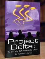 Boeken over UFO’s ufo vliegende schotels vrije energie, Ophalen, Zo goed als nieuw, Spiritualiteit algemeen, Overige typen