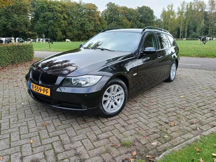 BMW 3-Serie 2.0 I 320 Touring, clima, pano, pdc, navi!, Auto's, BMW, Bedrijf, 3-Serie, ABS, Airbags, Airconditioning, Alarm, Boordcomputer