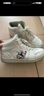 Disney mickey mouse schoen in maat 39, Kleding | Dames, Schoenen, Ophalen of Verzenden, Gedragen, Sneakers of Gympen