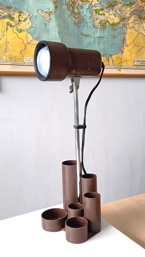 vintage bureaulamp met pennenbakje retro design space age, Huis en Inrichting, Lampen | Tafellampen, Gebruikt, Minder dan 50 cm