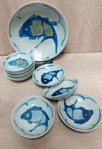 Chinees blauw groen porseleinen Koi vis kom

+ 11 kommetjes, Ophalen of Verzenden