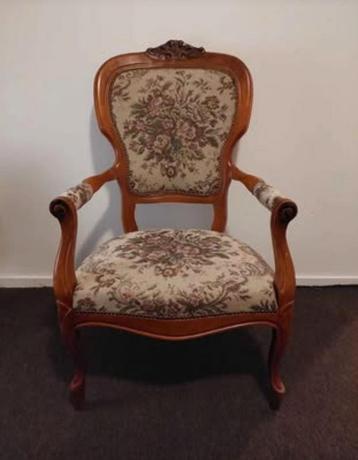 Dames Fauteuil In Queen Ann Of Louis Xvi Stijl. beschikbaar voor biedingen