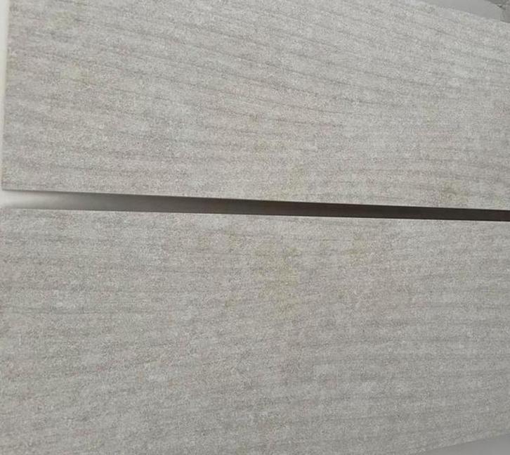 Decorstrip siertegel 2 st. Porcelanosa 1.20x0.45, Doe-het-zelf en Verbouw, Tegels, Zo goed als nieuw, Ophalen