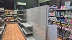 Midden en Kopstellingen voor winkel of magazijn grijs SCHOON, Huis en Inrichting, Kasten | Boekenkasten, Zo goed als nieuw, Metaal