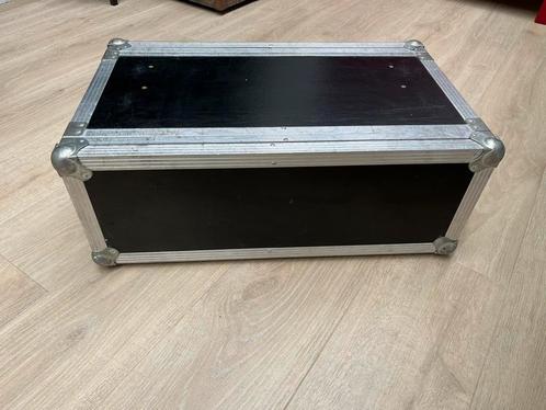 Stevige flightcase 19 inch rack 5 HE 74x46x29 cm, Muziek en Instrumenten, Behuizingen en Koffers, Gebruikt, Elektrische gitaar